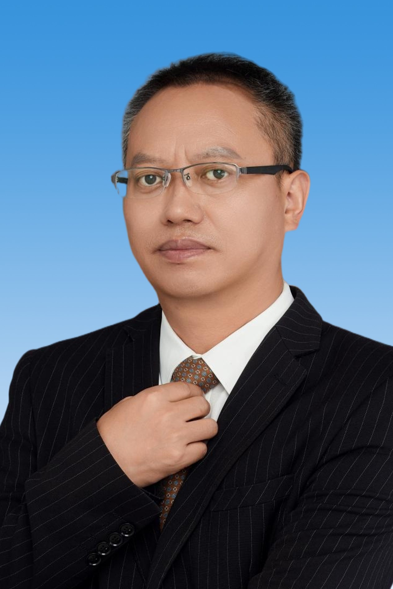 何永明